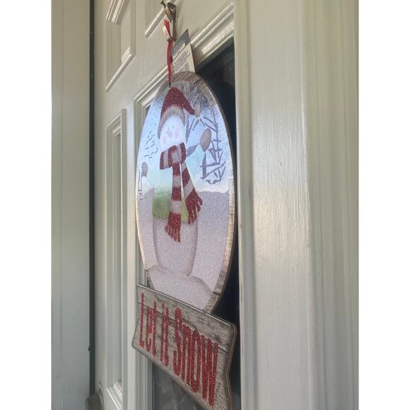 Let it Snow Snowman Christmas Winter Wreath Sign Wall Art Door Hanger Home Decor - Picture 3 of 4